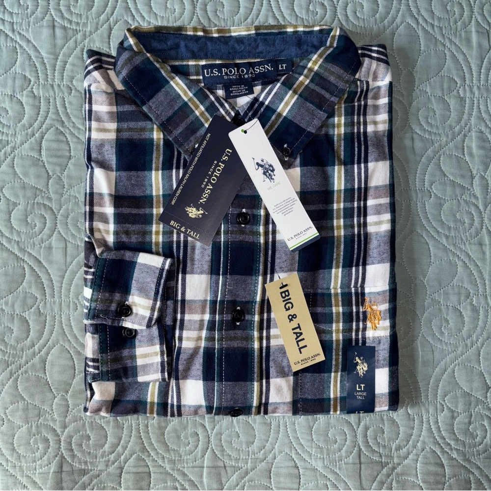 🧡U.S. Polo Assn. Men's Navy and White Plaid Shirt